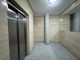 Piso en venta en Universidad en Ávila