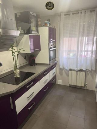 Piso en venta en Renfe - Bulevar 1º y 2º Fase en Jaén