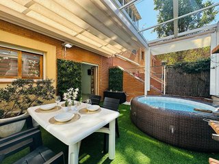 Casa adosada en venta en Sebastiá Juan Arbó-Sant Cristofol en Amposta