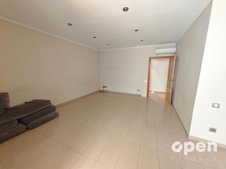 Casa en venta en Les Arenes - La Grípia  Can Montllor en Terrassa