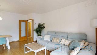 Piso en venta en Centre - Eixample – Can Llobet – Can Serra en Barbera del Vallès