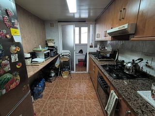 Piso en venta en Bellvitge en Hospitalet de Llobregat, L´