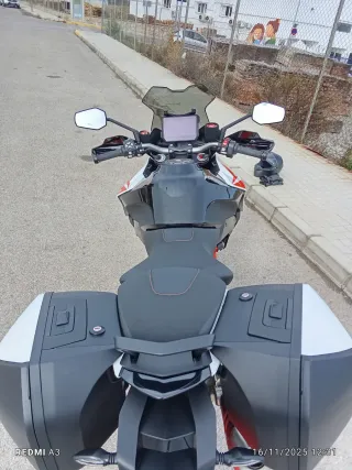 KTM 1290 SuperDuke GT