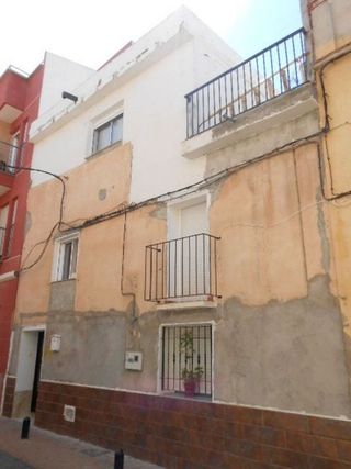 Casa adosada en venta en Zona Centro-Corredera en Lorca