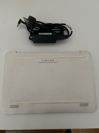 HP Stream 14 Portátil 
Cargador Incluido
