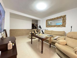 Piso en venta en Lucena