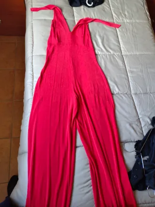 Mono rojo halter noche disfraz. Halloween 