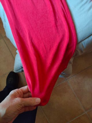 Mono rojo halter noche disfraz. Halloween 