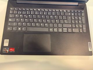 Portátil Lenovo V15 G2 Negro