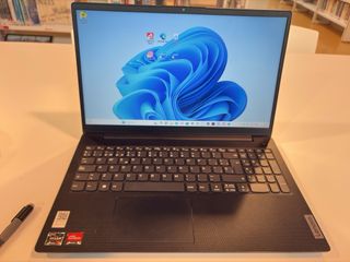 Portátil Lenovo V15 G2 Negro