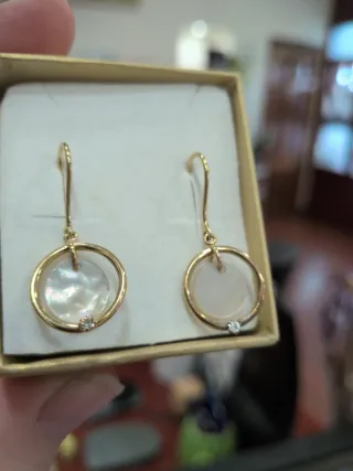 Pendientes Oro y Nácar Largos