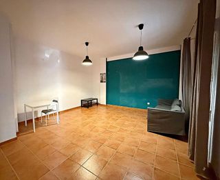 Casa adosada en venta en Pilas