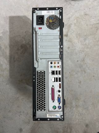 Ordenador de sobremesa ASUS