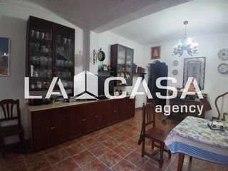 Chalet en venta en Centro - Doña Mercedes en Dos Hermanas