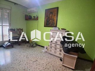 Chalet en venta en Centro - Doña Mercedes en Dos Hermanas