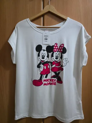 Camiseta Mickey Minnie XL grande.CON ETIQUETA.3,40