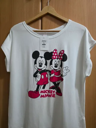 Camiseta Mickey Minnie XL grande.CON ETIQUETA.3,40