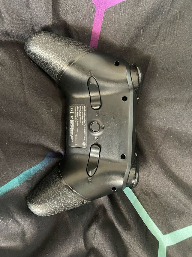 Mando para Switch, PS4 y PC