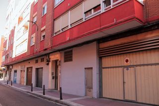 Piso en venta en Delicias en Valladolid