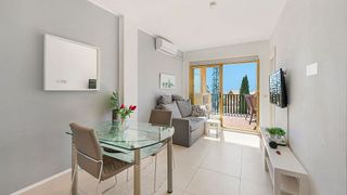 Piso en venta en Elviria en Marbella