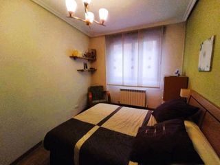 Piso en venta en Universidad - Los Lirios en Logroño