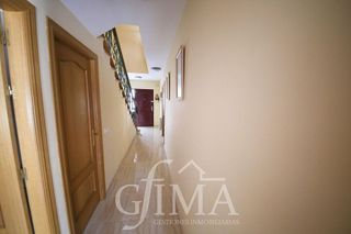 Casa adosada en venta en Tomelloso