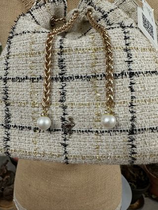 Bolso Menbur Beige y Dorado Nuevo