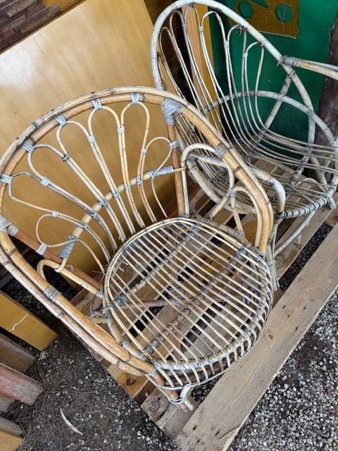 Sillas de mimbre estilo ratán