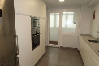 Piso en venta en Riazor - Los Rosales en Coruña (A)