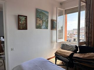 Ático en venta en El Camp de l'Arpa del Clot en Barcelona