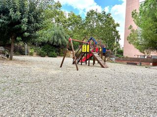 Piso en venta en Can Roca-Muntanyeta en Castelldefels