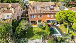 Casa pareada en venta en Teià
