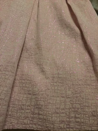 Vestido rosa sin mangas para evento