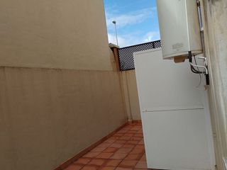 Casa adosada en venta en Utrera