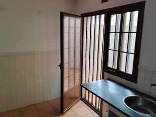 Casa adosada en venta en Utrera
