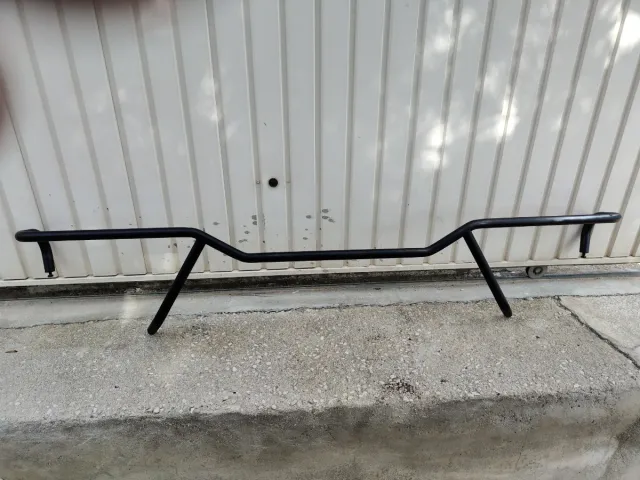 Barras de protección negras