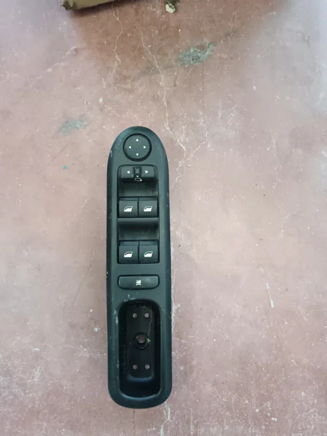 Mando Elevalunas PSA 53269735K