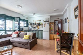 Piso en venta en Centro - La Vega Alta en Arrecife