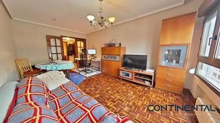 Piso en venta en Laviada en Gijón
