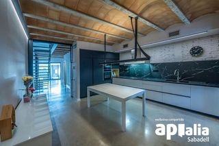 Casa adosada en venta en Gràcia en Sabadell