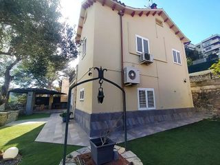 Chalet en venta en Corbera de Llobregat