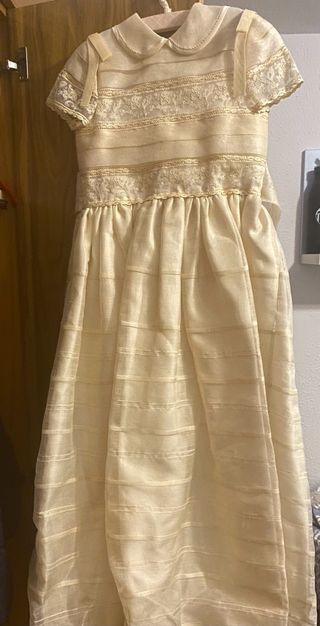 Vestido de comunión niña dorado y blanco