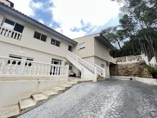 Chalet en venta en Zona Urbanizaciones en Alzira