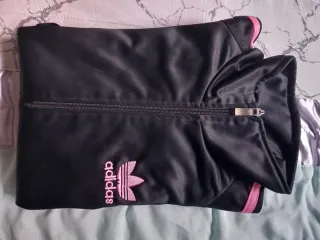 Chaqueta Adidas Negra y Rosa
