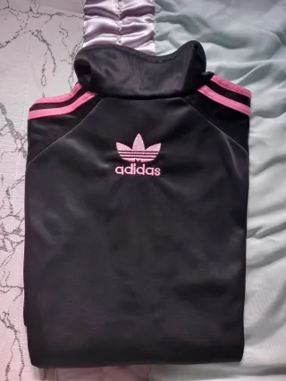 Chaqueta Adidas Negra y Rosa