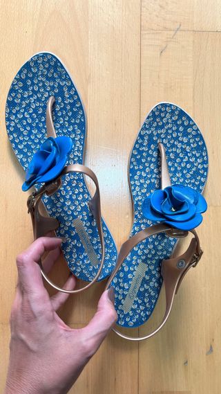 3 Sandalias Talla 40 , 15€