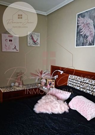 Piso en venta en Peñamefecit - Avda Barcelona en Jaén