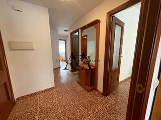 Piso en venta en Lucena