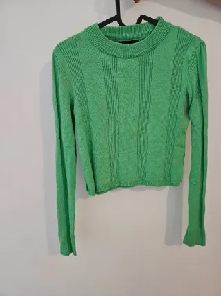 Camiseta verde de manga larga