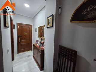 Piso en venta en Colores - Entreparques en Sevilla